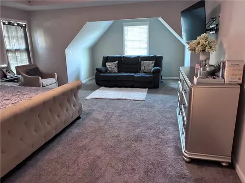 Bedroom - 1027 Dunkirk Cir, Auburn, AL 36832 photo 2 of 5