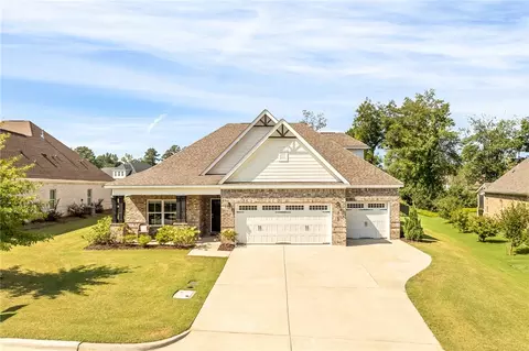 2146 Chapel Ln, Opelika, AL 36801