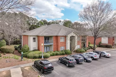 3297 S College St #C201, Auburn, AL 36830