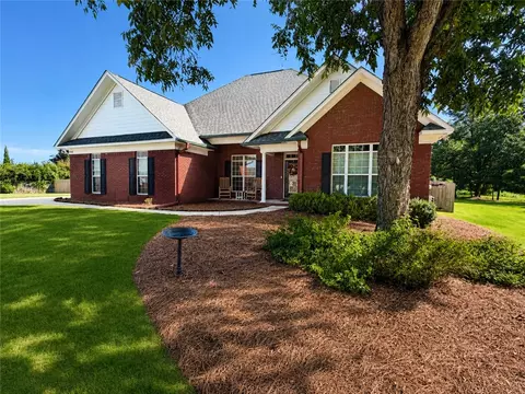 1708 Solamere Ct, Auburn, AL 36830