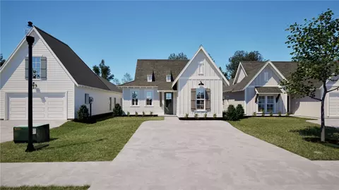 798 Hunters Way, Opelika, AL 36801