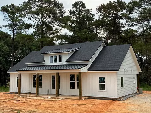 460 Hayes Ml, Notasulga, AL 36866