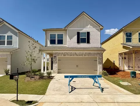 2580 Stokes Dr, Opelika, AL 36804