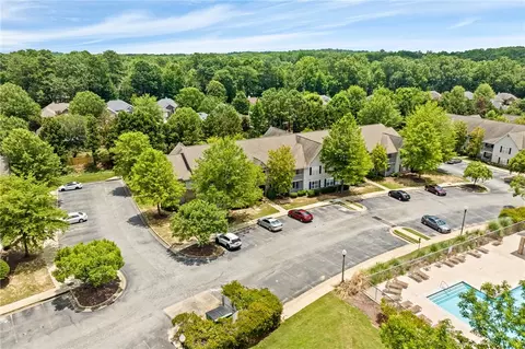 1385 S Donahue Dr #2103, Auburn, AL 36830
