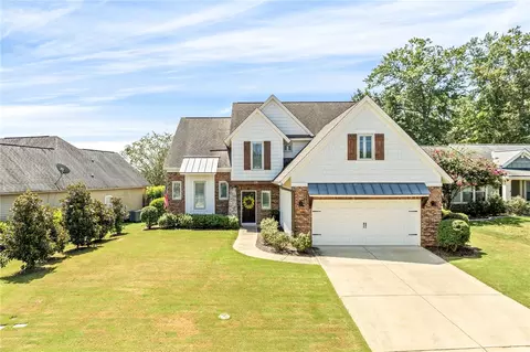 2221 Red Tail Ln, Auburn, AL 36879