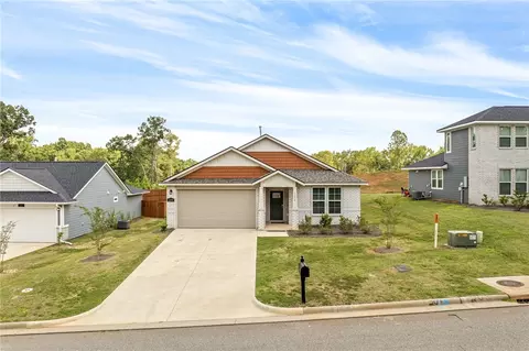 1275 Crescent Blvd, Auburn, AL 36830