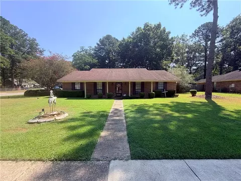 3849 Mosswood Rd, Montgomery, AL 36116