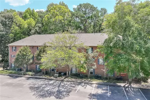 148 E University Dr #B206, Auburn, AL 36832