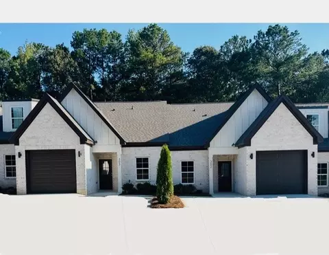 1100 Arcadia Ave #504, Auburn, AL 36830