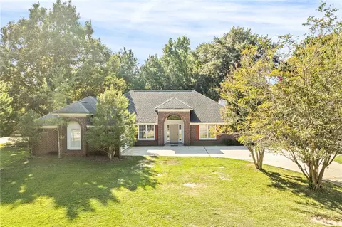 1095 E University Dr, Auburn, AL 36830