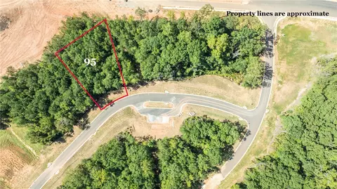 1985 Kennesaw Ln, Auburn, AL 36830