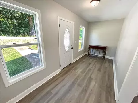 Entry Way - 116 E 20th St, Lanett, AL 36863 photo 1 of 3