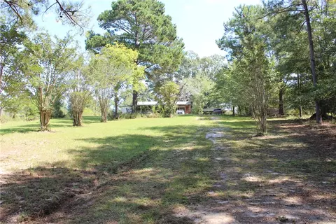 80 Brooks Rd, Phenix City, AL 36870