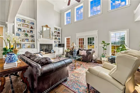 Living - 6207 County Road 222, Five Points, AL 36855 photo 5 of 8