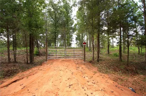 0 Tallapoosa Rd, Camp Hill, AL 36850