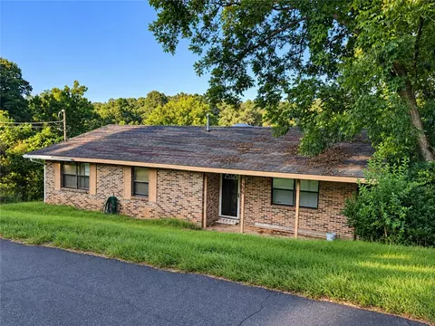 396 Herren St, Dadeville, AL 36853