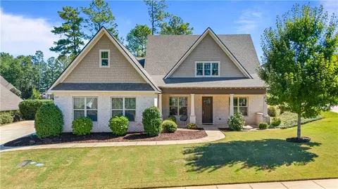 952 Andrews Ave, Auburn, AL 36832