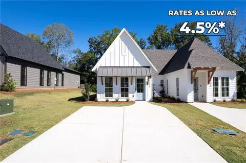 3208 Bradley Ln, Auburn, AL 36830