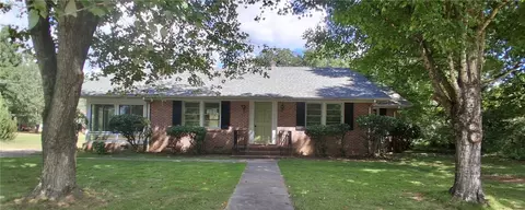 37 2nd St SW, Ashland, AL 36251