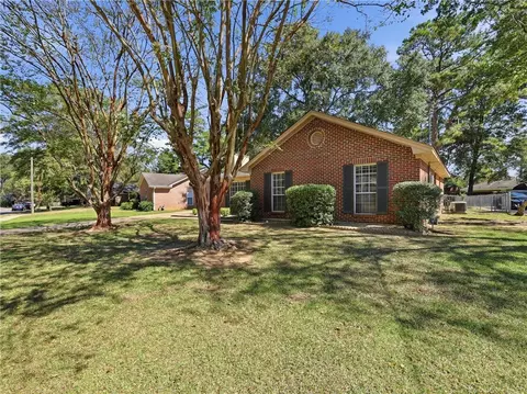 6512 W Cypress Ct, Montgomery, AL 36117
