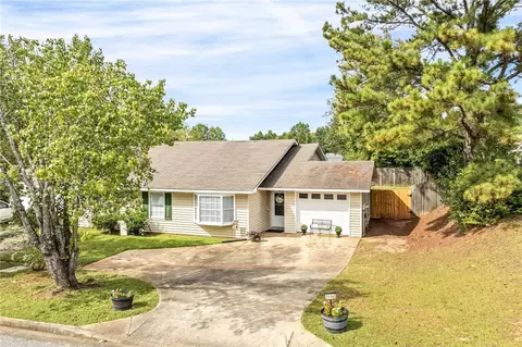 2116 Hamilton Pl S, Opelika, AL 36801