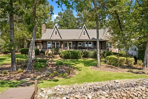 85 Briarwood Pt, Dadeville, AL 36853