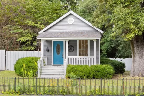 107 17th Pl, Opelika, AL 36801