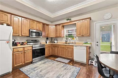 Kitchen - 351 Jack Hampton Dr, Auburn, AL 36830 photo 1 of 1
