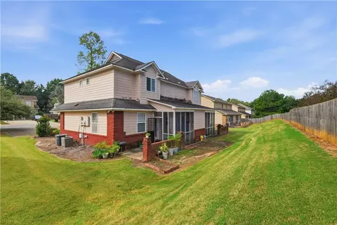 Exterior - 351 Jack Hampton Dr, Auburn, AL 36830 photo 2 of 3