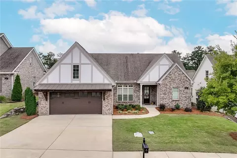 2913 Spring Lakes Xing, Opelika, AL 36801