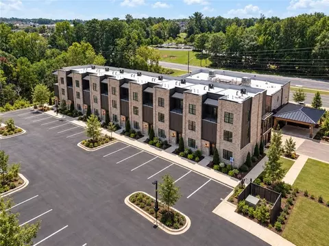 1320 Vintage Dr, Auburn, AL 36830