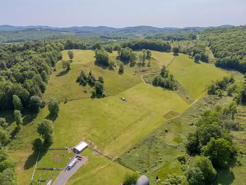 688 Gibson Knob Rd, Laurel Fork, VA 24352