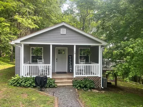 19 County Top Ln, Fancy Gap, VA 24328 photo 1