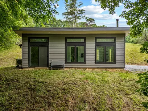 133 Wonder Way, Pilot, VA 24138