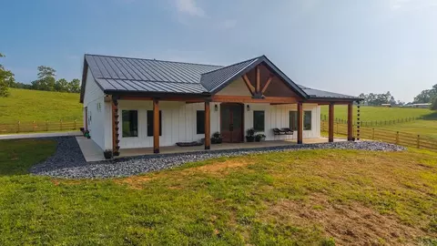 Exterior - 2822 Huffville Rd, Pilot, VA 24138 photo 1 of 24