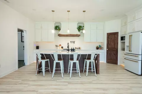 Kitchen - 2822 Huffville Rd, Pilot, VA 24138 photo 2 of 9