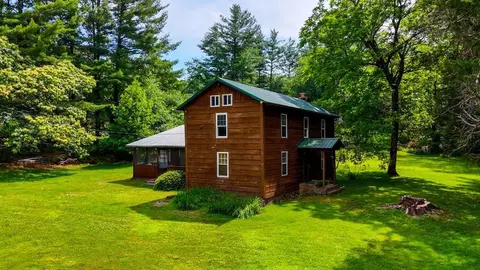 2486 Laurel Fork Rd, Rocky Gap, VA 24366