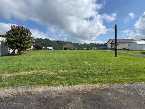 tbd Brown St, Richlands, VA 24641