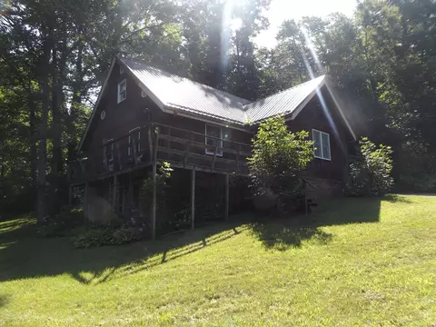 1153 Raindrop Rd, Fancy Gap, VA 24328 photo 1