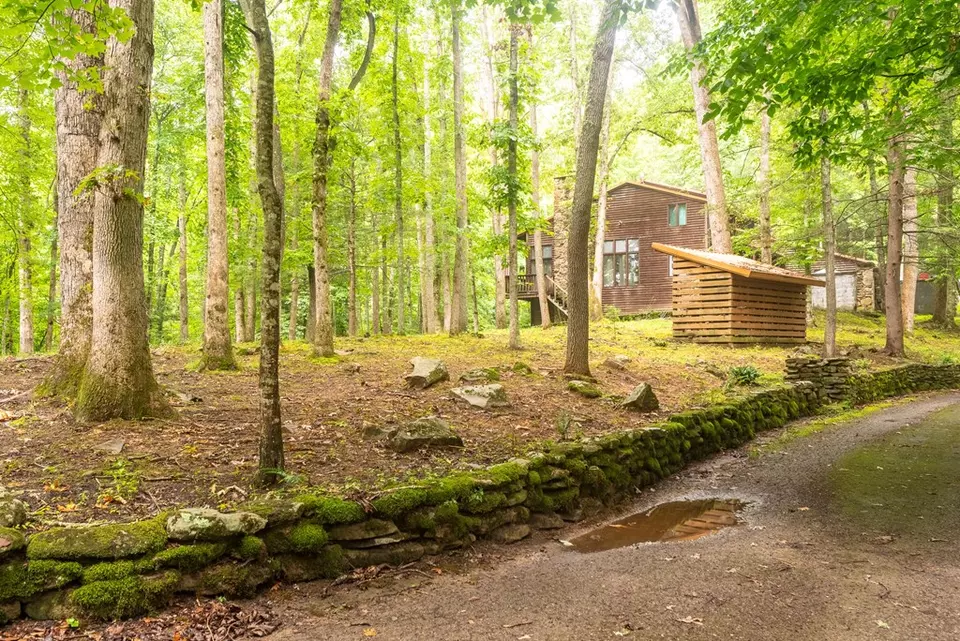 Exterior - 495 495 Moonshadow Trl, Haysi, VA 24256 photo 14 of 18