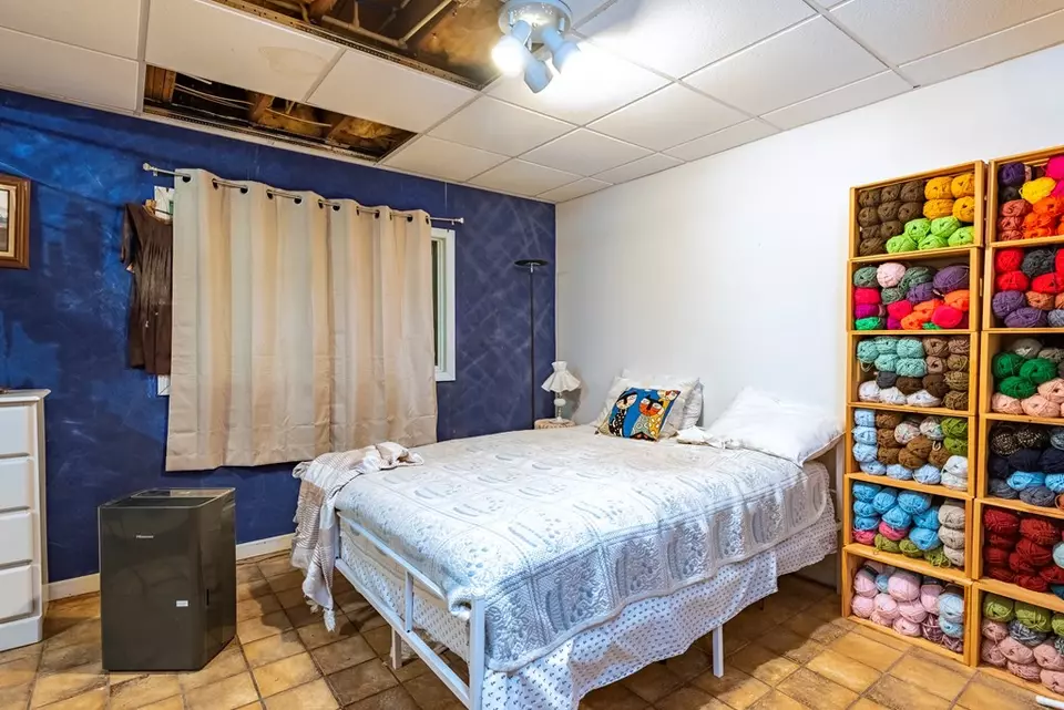 Bedroom - 495 495 Moonshadow Trl, Haysi, VA 24256 photo 3 of 3