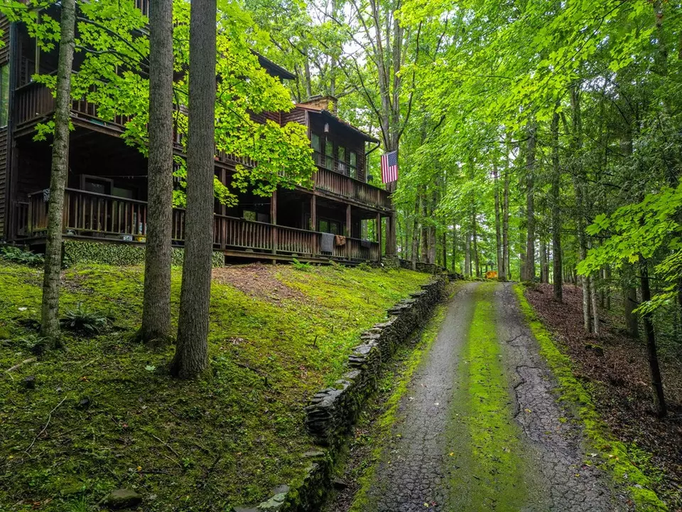 Exterior - 495 495 Moonshadow Trl, Haysi, VA 24256 photo 16 of 18