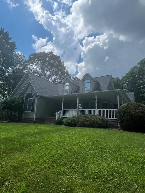 23340 Beech Mountain Rd, Damascus, VA 24236 photo 1