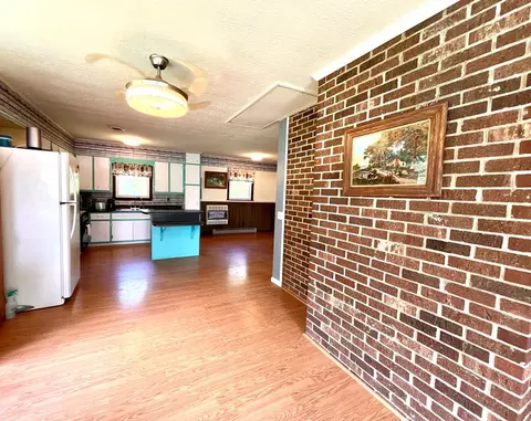 Entry Way - 340 Edison Rd, Fancy Gap, VA 24328 photo 1 of 4
