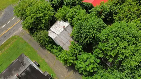 9381 Crescent Dr, Glade Spring, VA 24340 photo 7