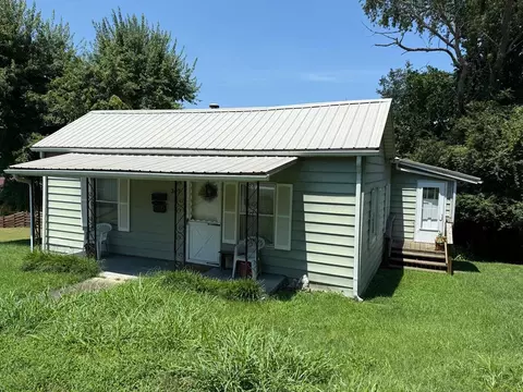 307 SE B St, Abingdon, VA 24210