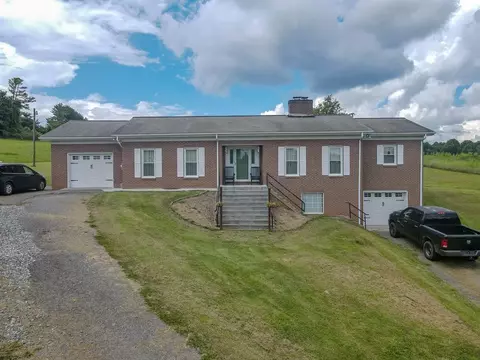 1162 Glendale Rd, Galax, VA 24333 photo 1