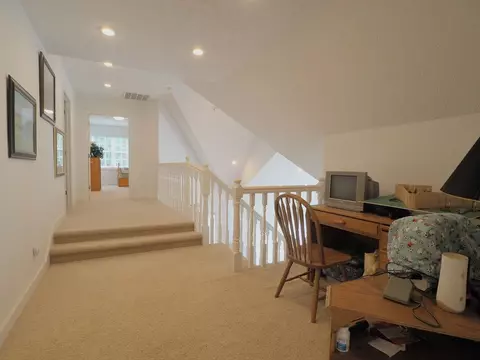 Entry Way - 19 Lone Oak Ct, Laurel Fork, VA 24352 photo 3 of 4