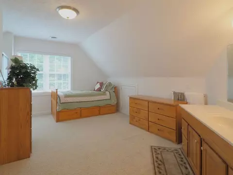 Bedroom - 19 Lone Oak Ct, Laurel Fork, VA 24352 photo 2 of 8