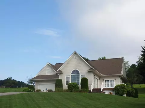 Exterior - 19 Lone Oak Ct, Laurel Fork, VA 24352 photo 13 of 14